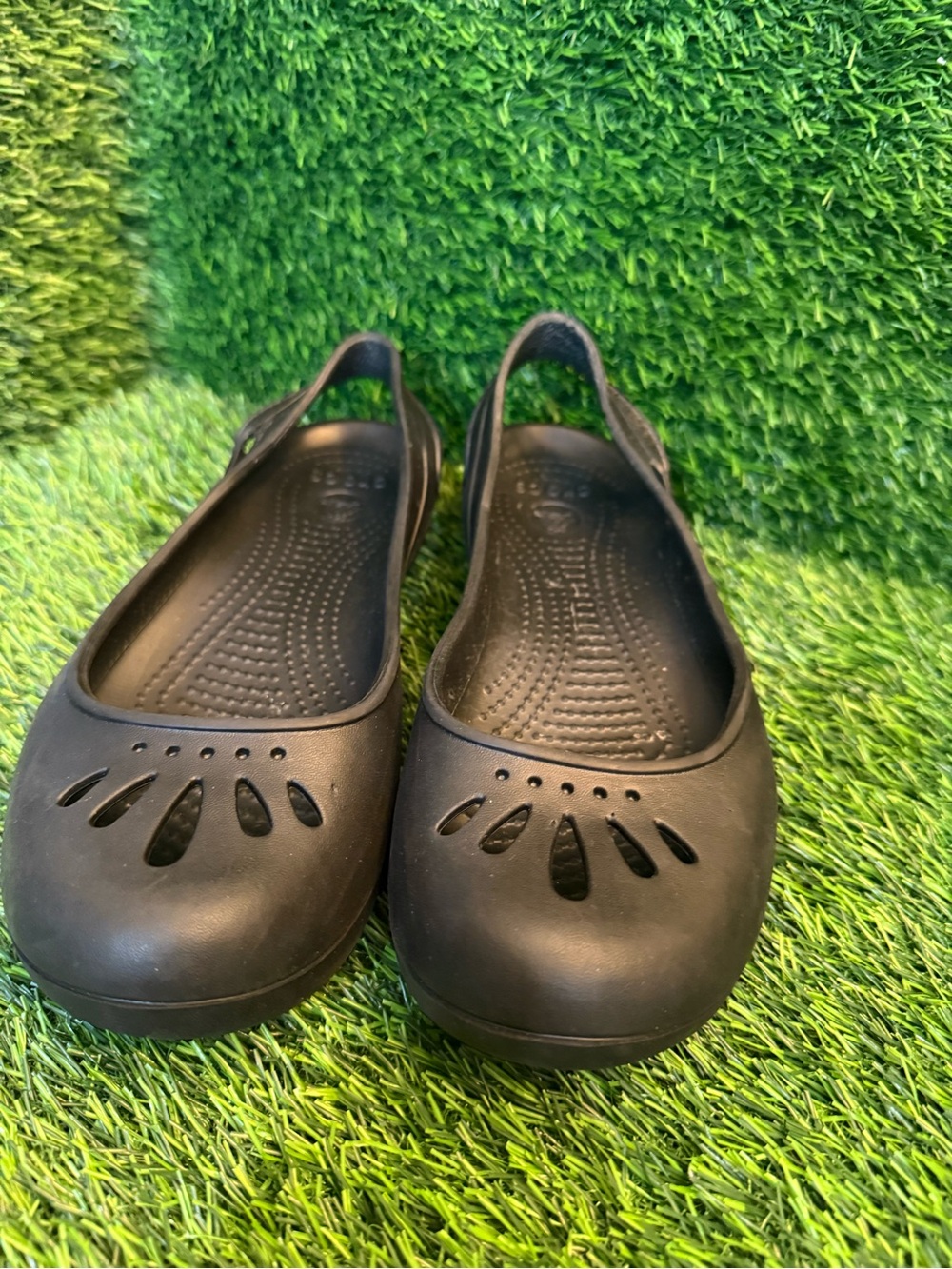 CROCS women Black Slingback ballet with Cutout Detail size 8.0